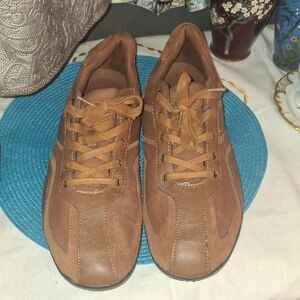 Levi's Men's Tan Sneakers